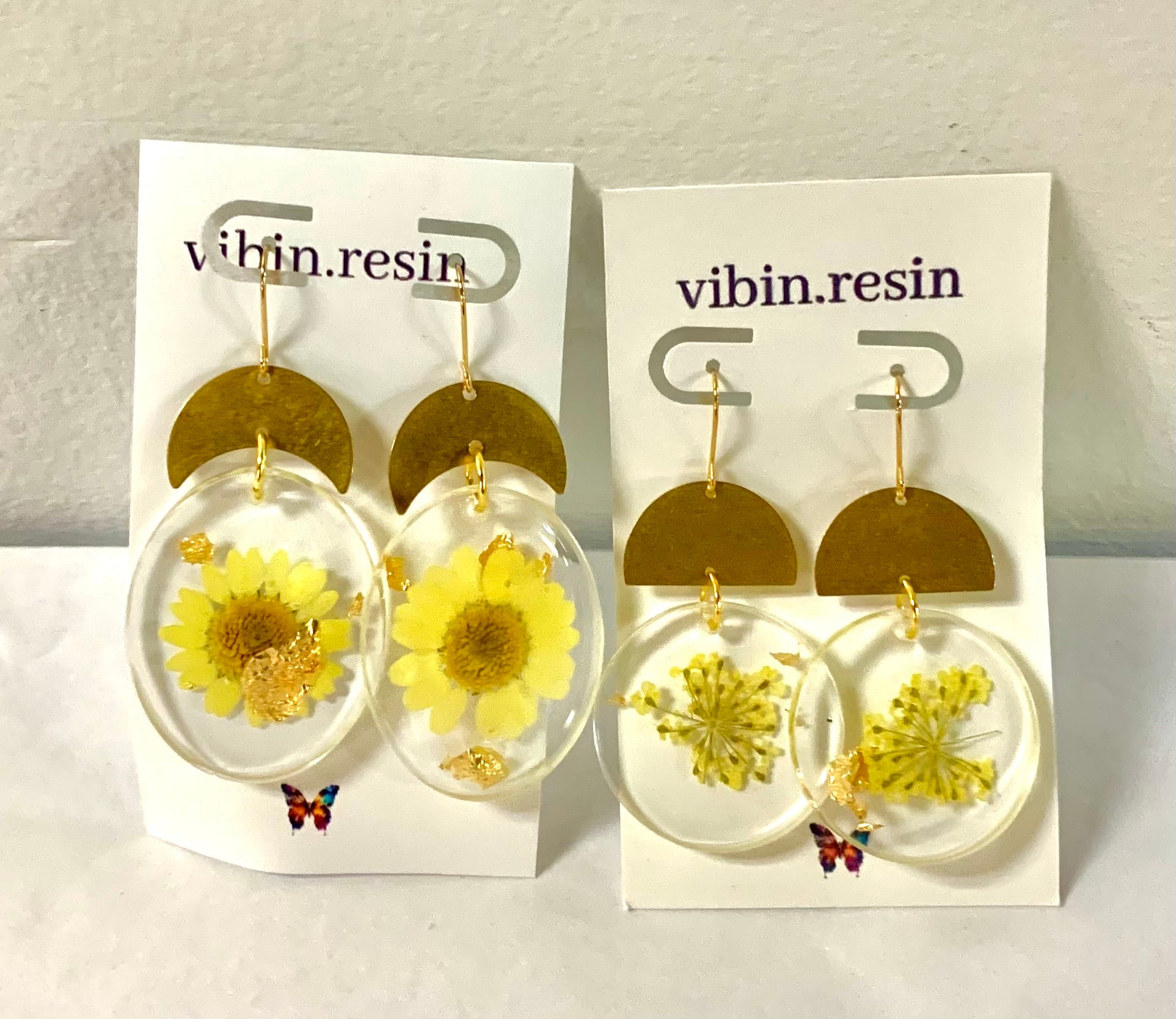 Floral Resin and Gold Dangle Earrings Vibin.Resin   