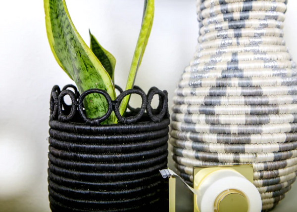 5" Small Black Hooped Planter